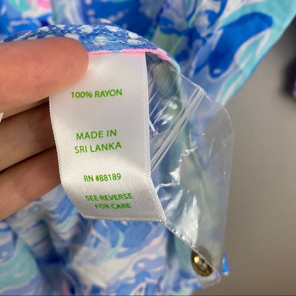 Lilly Pulitzer • Natalie Coverup - Picture 3 of 6